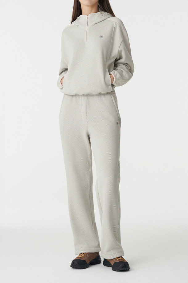 코오롱스포츠-의류 하의-여성 루즈핏 밴딩 팬츠 (SET-UP)