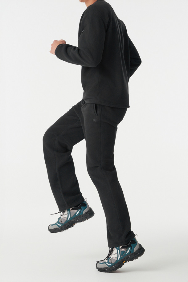 코오롱스포츠-의류 하의-남성 루즈핏 폴라텍 200 팬츠 (SET-UP)