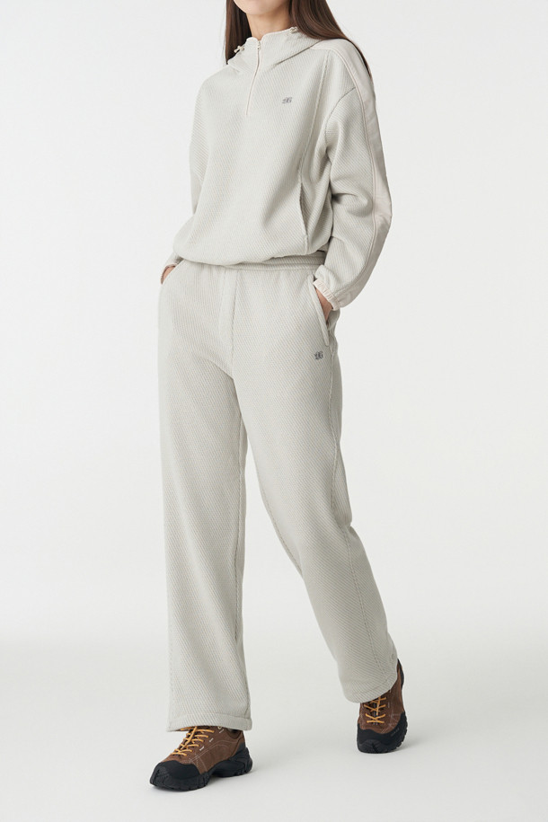 코오롱스포츠-의류 하의-여성 루즈핏 밴딩 팬츠 (SET-UP)