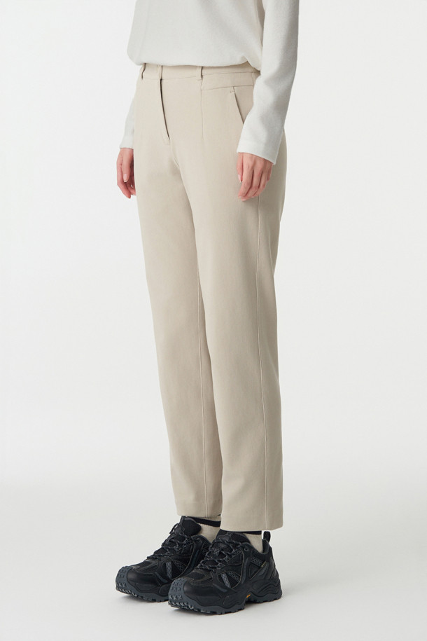 코오롱스포츠-의류 하의-여성 슬림핏 베이직 팬츠