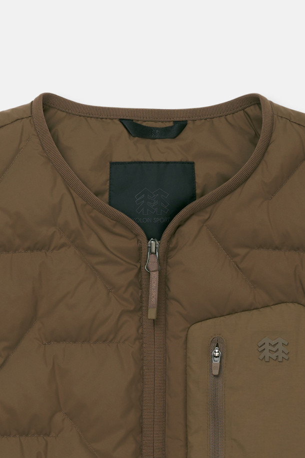 코오롱스포츠-의류 솟솟-남성 솟솟 경량 다운 베스트