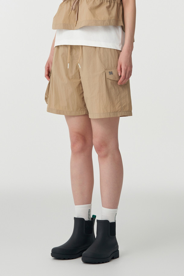 코오롱스포츠-의류 하의-여성 루즈핏 카고 쇼츠 #데이팩