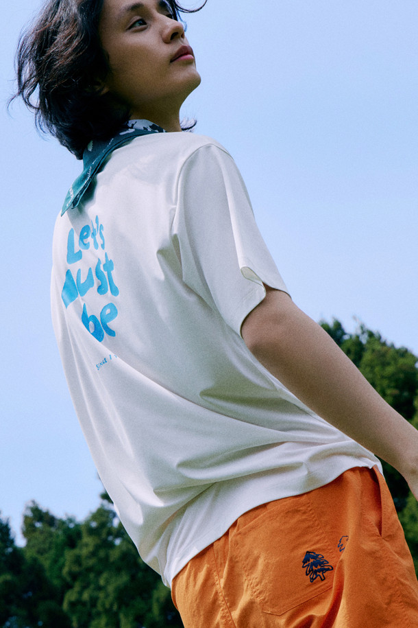 코오롱스포츠-의류 상의-남녀공용 그래픽 반팔 티셔츠 #GO WILD