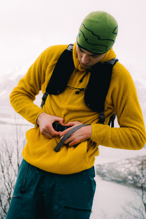 남성 폴라텍 알파 다이렉트 BPL 후드 티셔츠_CAMEL-a