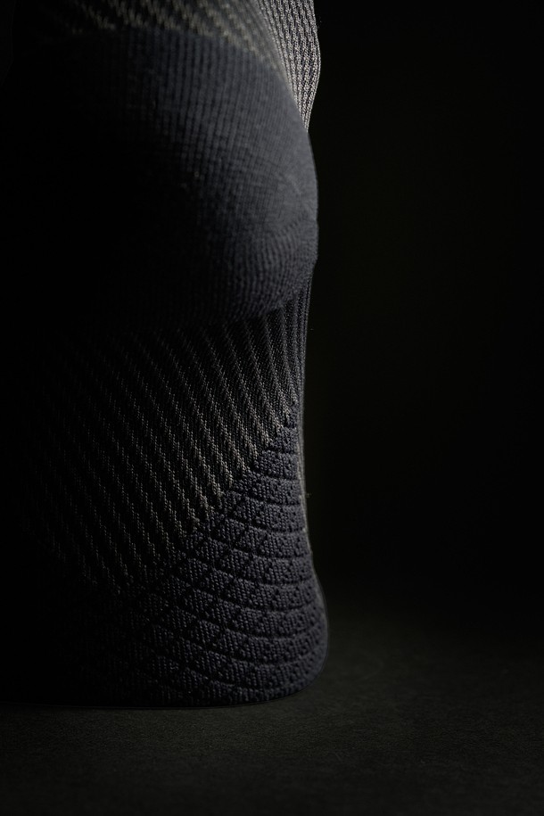 코오롱스포츠-용품 양말-[TRAIL] 남녀공용 컴프레션 니삭스