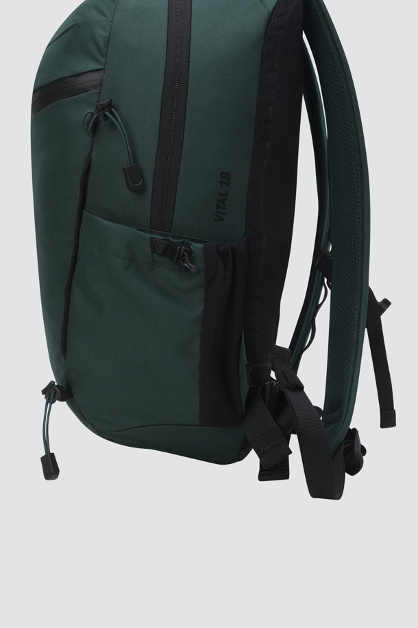 KOLON SPORT - 백팩 - 남녀공용 바이탈 백팩 18L