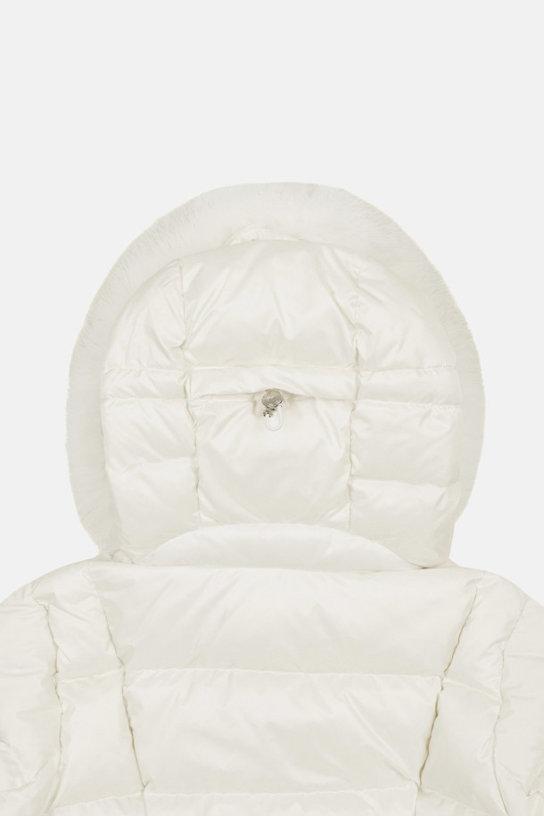 상품 슬라이드 이미지 0