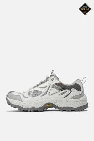 남녀공용 로우컷 하이킹 슈즈 #호크 라이즈-a