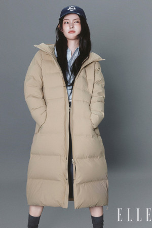 여성 쿠치 벨티드 롱 다운