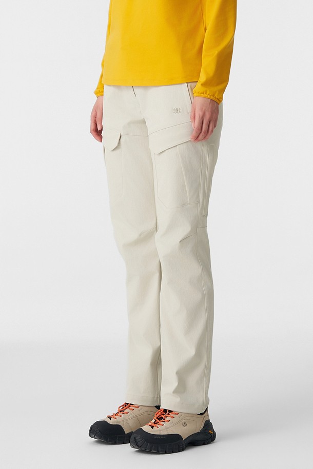 코오롱스포츠-의류 하의-여성 슬림핏 카고 팬츠