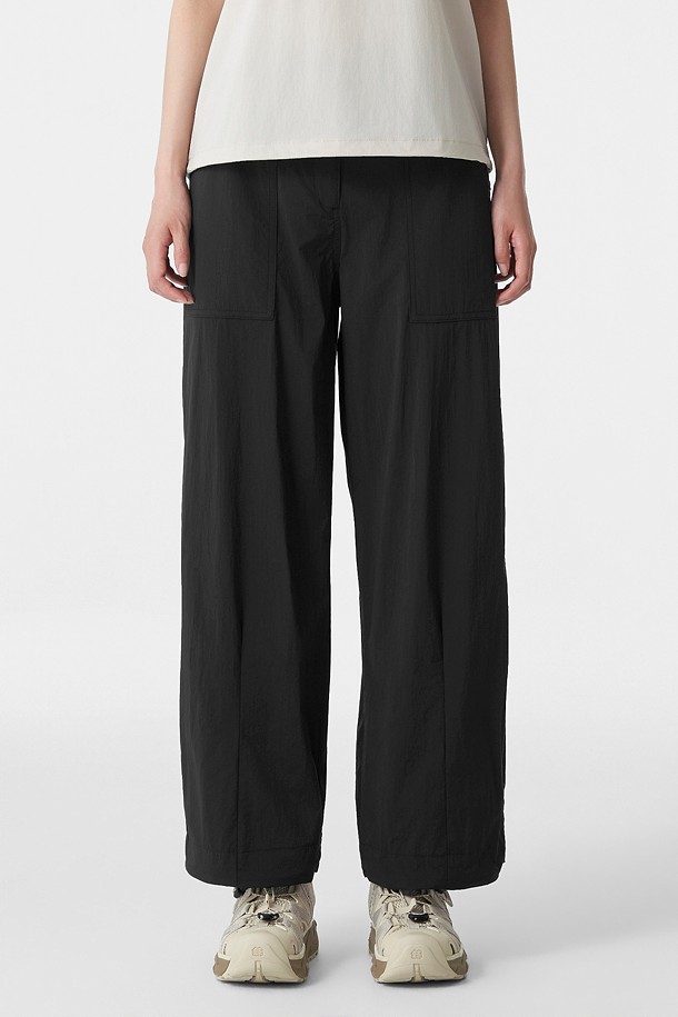 여성 데이팩 와이드핏 팬츠_BLACK-a
