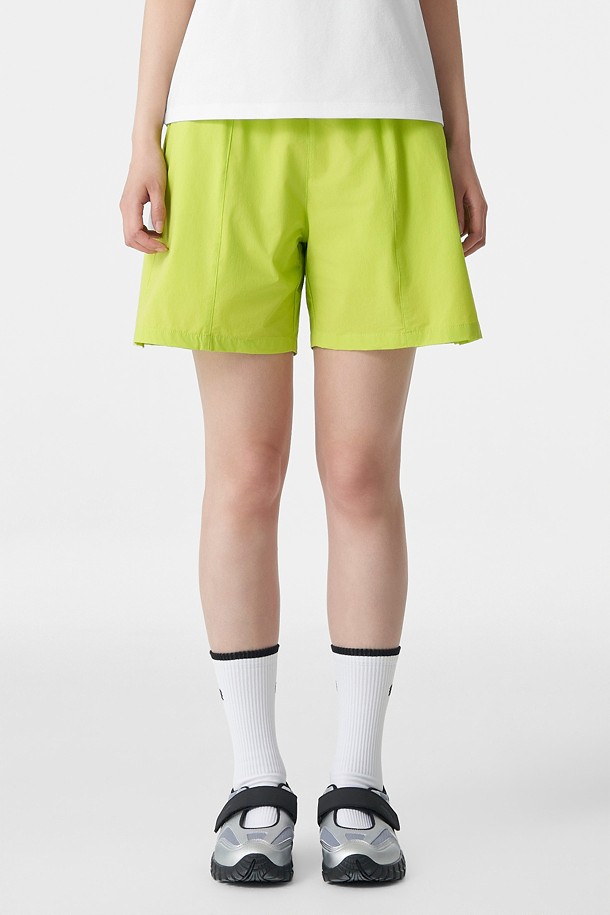 여성 데이팩 와이드핏 쇼츠_GREEN-a