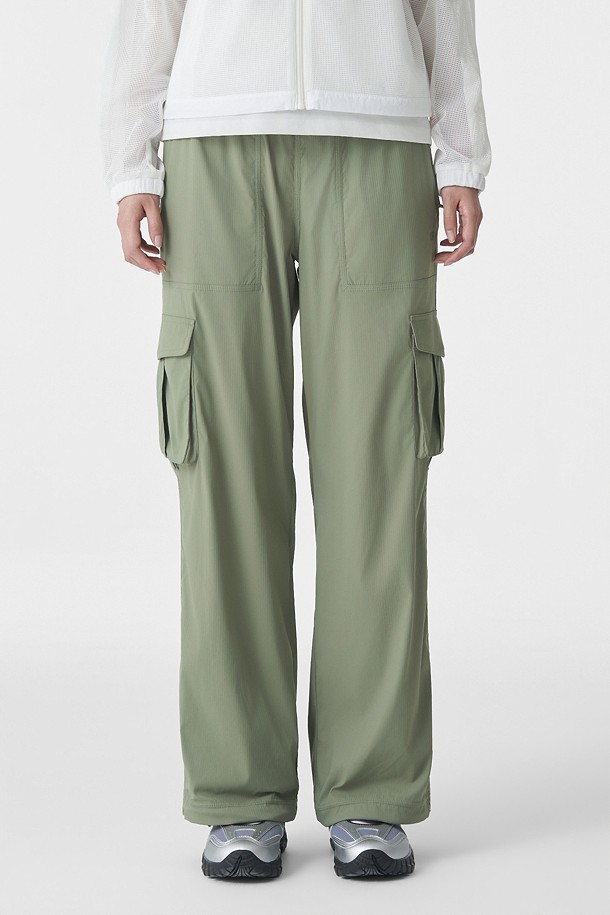 여성 레귤러핏 퍼커링 팬츠_KHAKI-a