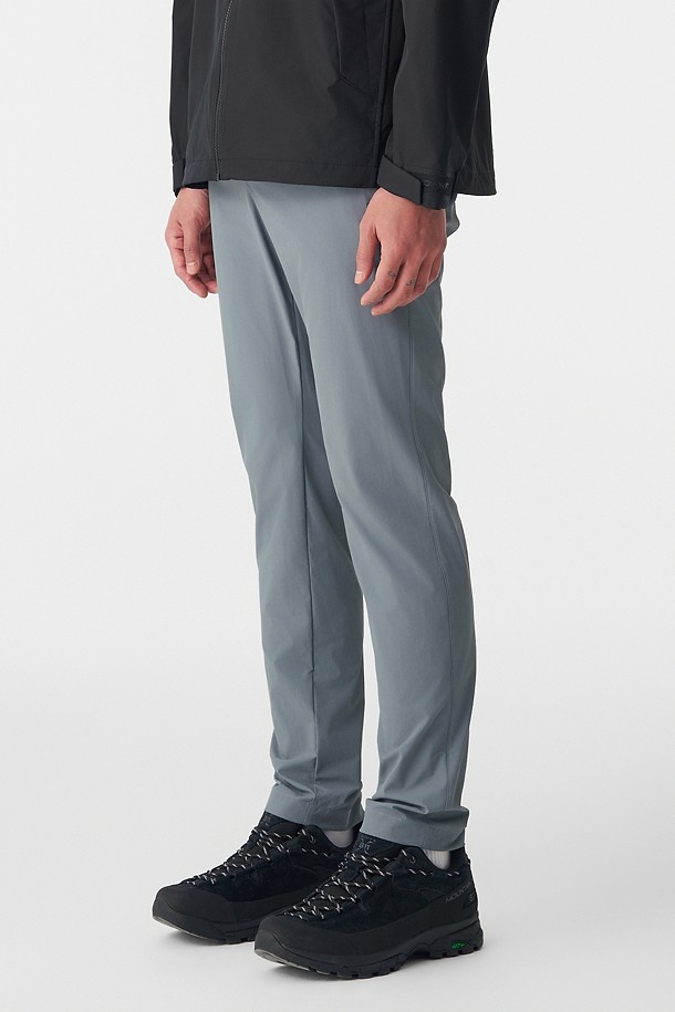 코오롱스포츠-의류 하의-남성 슬림핏 스탠다드 노턱 팬츠