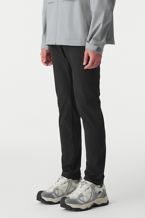 코오롱스포츠-의류 하의-남성 슬림핏 스탠다드 노턱 팬츠