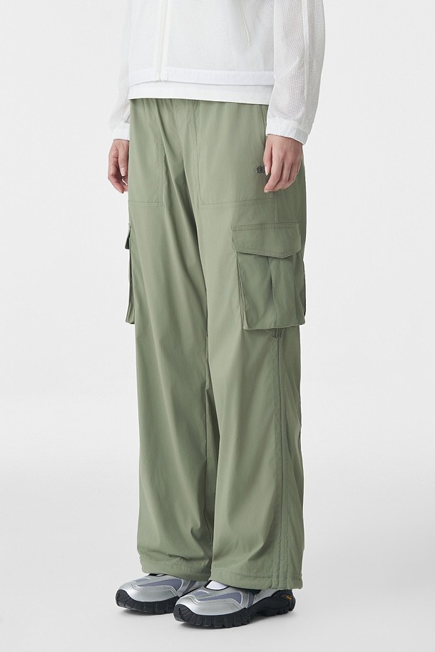 코오롱스포츠-의류 하의-여성 레귤러핏 퍼커링 팬츠