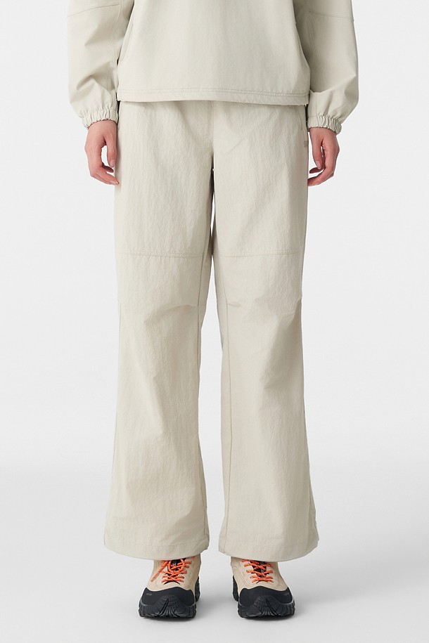 여성 우븐 레귤러핏 밴딩 팬츠 (SET-UP)_GREY-a