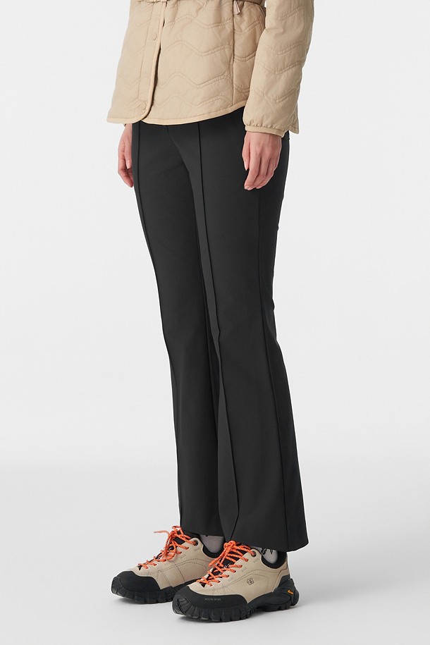 코오롱스포츠-의류 하의-여성 부츠컷 우븐 팬츠