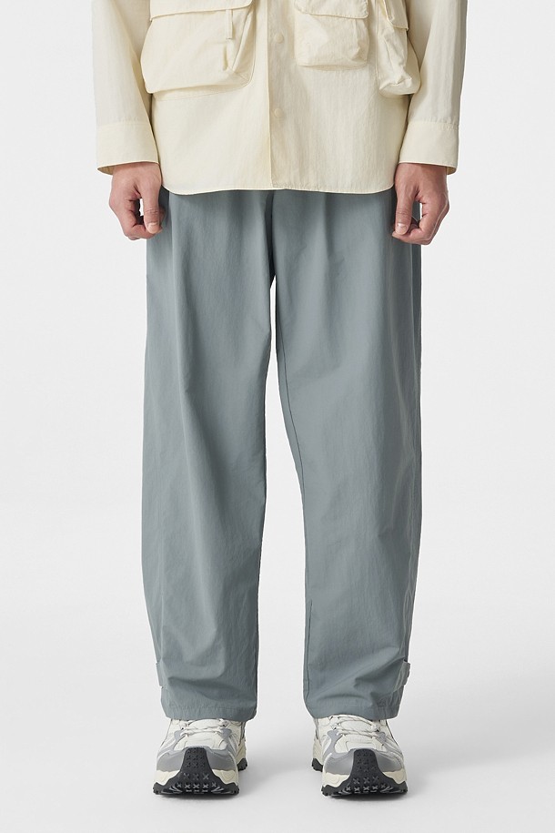 [Atelier Line] 남성 투턱 루즈핏 이지 팬츠_GREEN-a