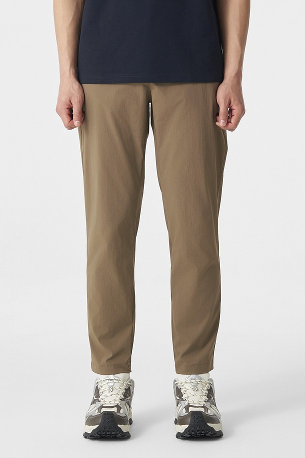 남성 테이퍼드핏 스탠다드 팬츠_BEIGE-a