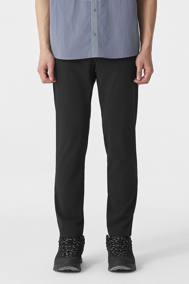 남성 에어도트 레귤러핏 팬츠_BLACK-a