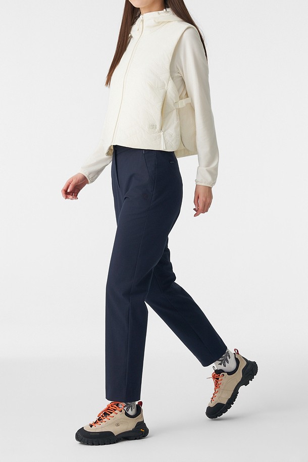 코오롱스포츠-의류 하의-여성 테이퍼드핏 베이직 팬츠