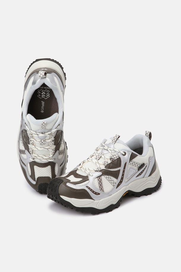 코오롱스포츠-컬렉션 하이킹-남녀공용 하이킹 슈즈 #호크 라이즈 GTX