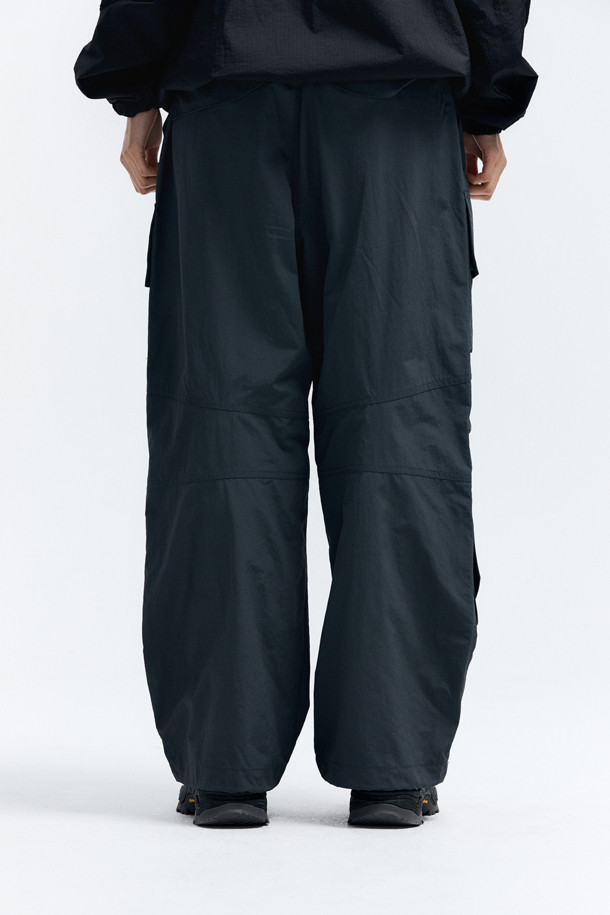 코오롱스포츠-의류 하의-WM 여성 아웃포켓 루즈핏 팬츠