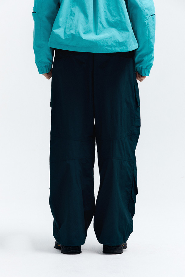 코오롱스포츠-의류 하의-WM 여성 아웃포켓 루즈핏 팬츠