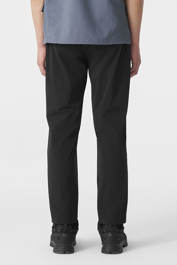 코오롱스포츠-의류 하의-남성 테이퍼드핏 스탠다드 팬츠