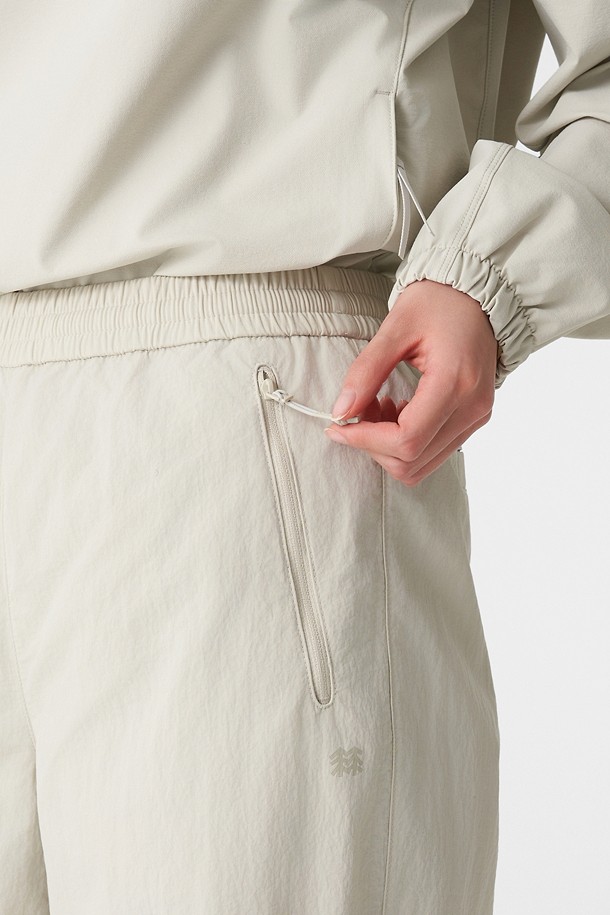 상품 슬라이드 이미지 1