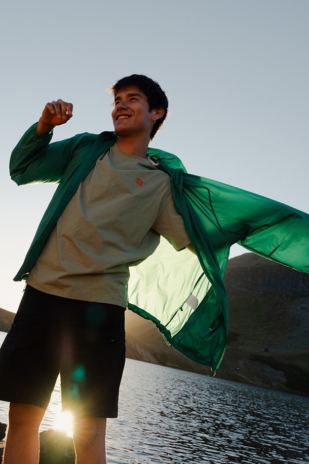 남성 에그라이트 후드 재킷_GREEN-a