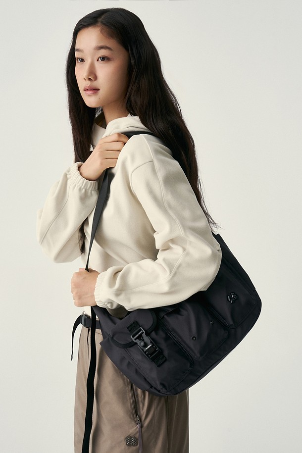 [Warm Daypack] 크로스백_GREY-a