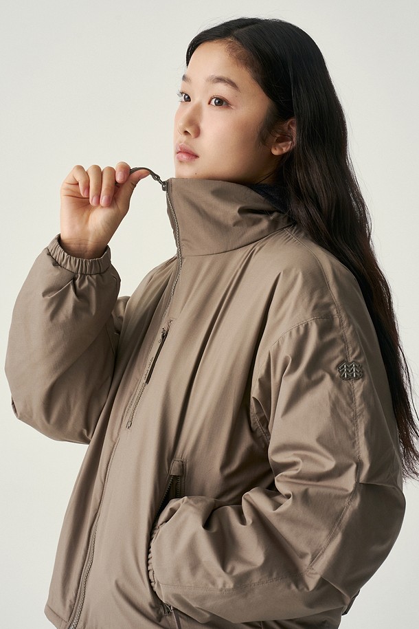 [Warm Daypack] 여성 스탠드넥 재킷_BROWN-a