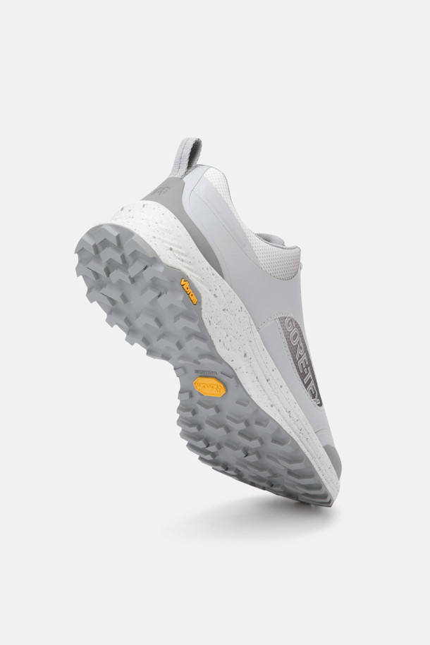 코오롱스포츠-신발 하이킹-남녀공용 하이킹 슈즈 #무브 플라이 GTX