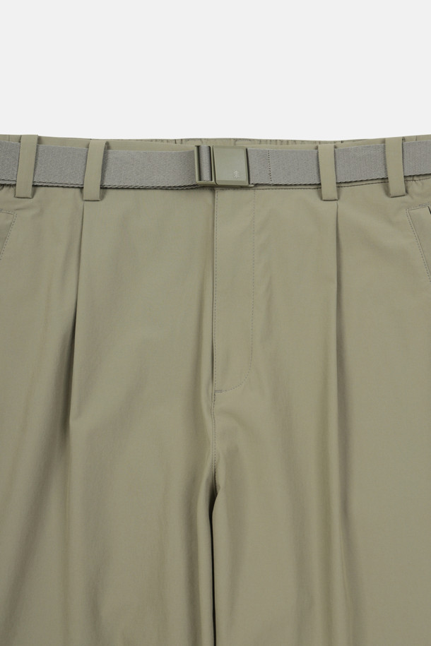 코오롱스포츠-의류 하의-남성 레귤러핏 스탠다드 원턱 팬츠