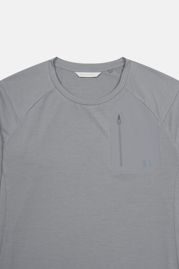 코오롱스포츠-의류 상의-남성 솔라이트 UV 아웃포켓 라운드넥 긴팔 티셔츠