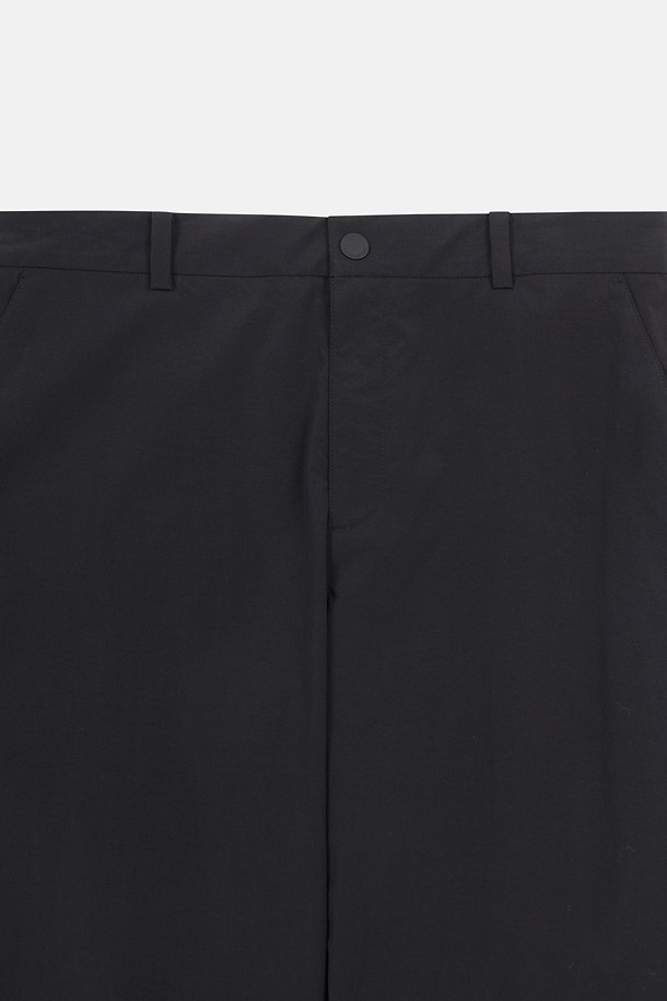 코오롱스포츠-의류 하의-남성 테이퍼드핏 스탠다드 팬츠