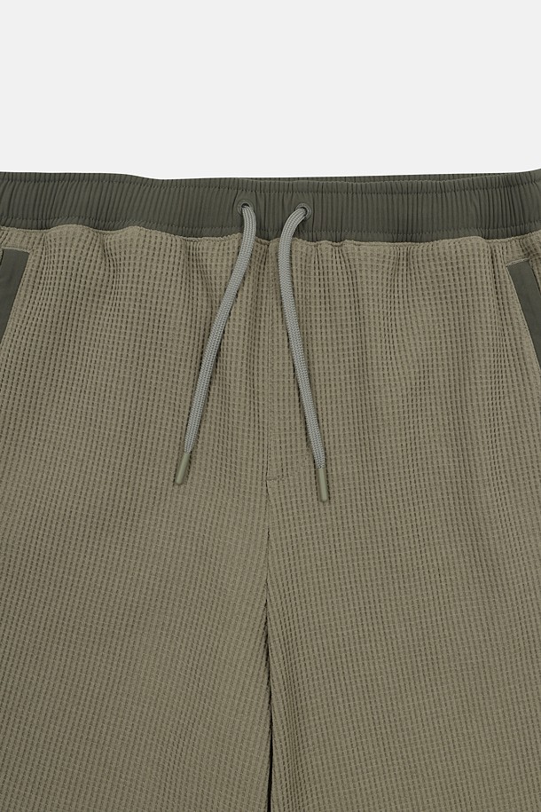 코오롱스포츠-의류 하의-남성 와플 6부 쇼츠 (SET-UP)