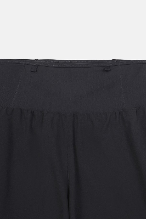 코오롱스포츠-의류 하의-[TRAIL] 남성 3부 스토리지 쇼츠