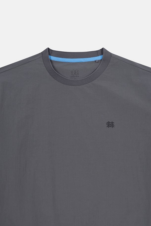 코오롱스포츠-의류 상의-남성 데이팩 루즈핏 아웃포켓 라운드넥 반팔 티셔츠