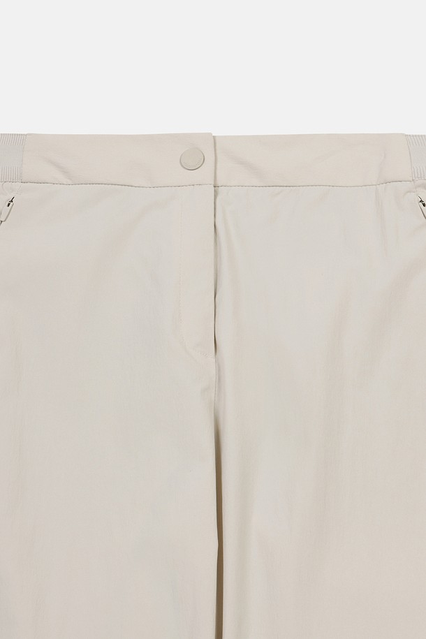 코오롱스포츠-의류 하의-여성 테이퍼드핏 스탠다드 팬츠