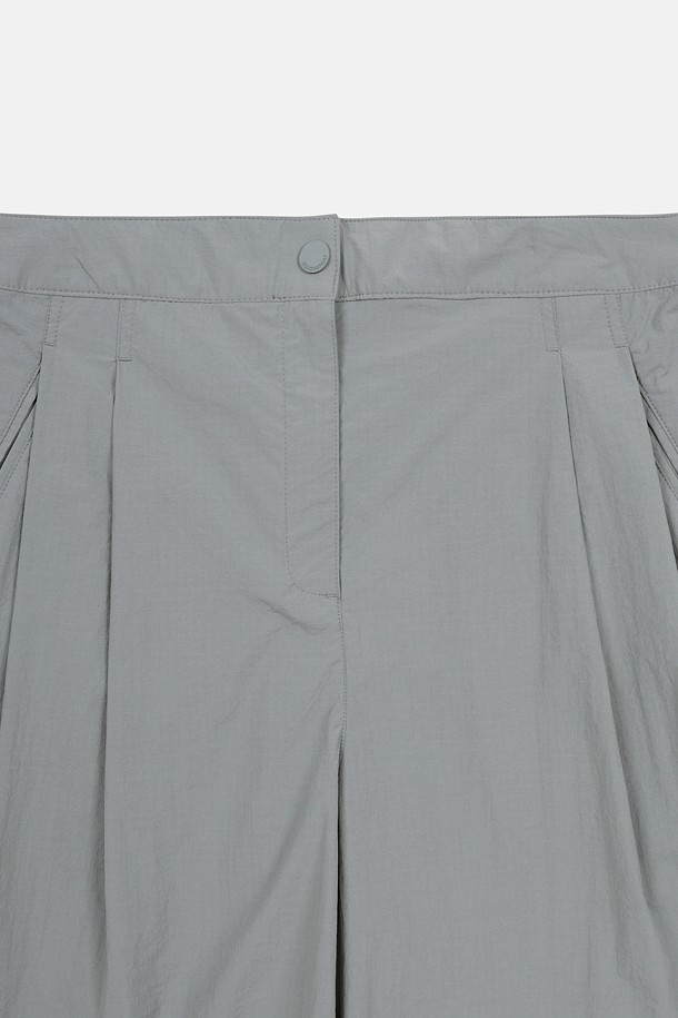 코오롱스포츠-의류 하의-여성 데이팩 버뮤다 투턱 쇼츠