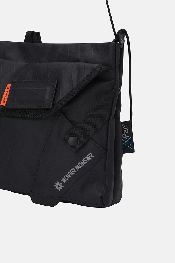 코오롱스포츠-가방 크로스백/토트백-WM 남녀공용 익스퍼트 사코슈 백