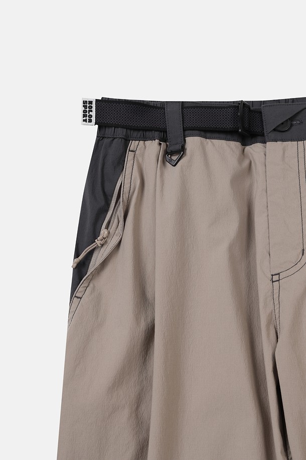 코오롱스포츠-의류 하의-[KS X ORUMM] 남녀공용 루즈핏 컬러블럭 볼더 팬츠