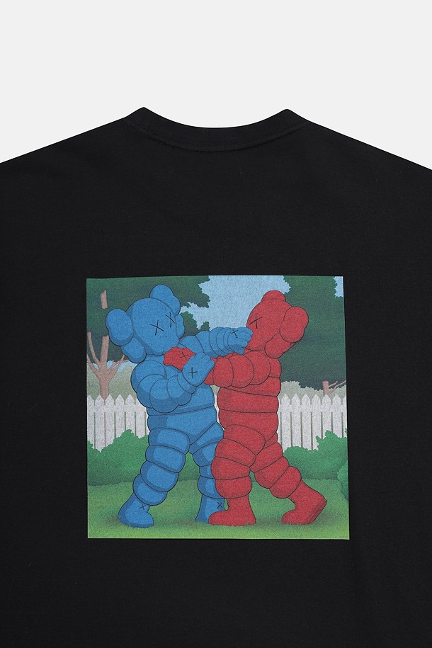코오롱스포츠-의류 상의-[KAWS] 그래픽 티셔츠