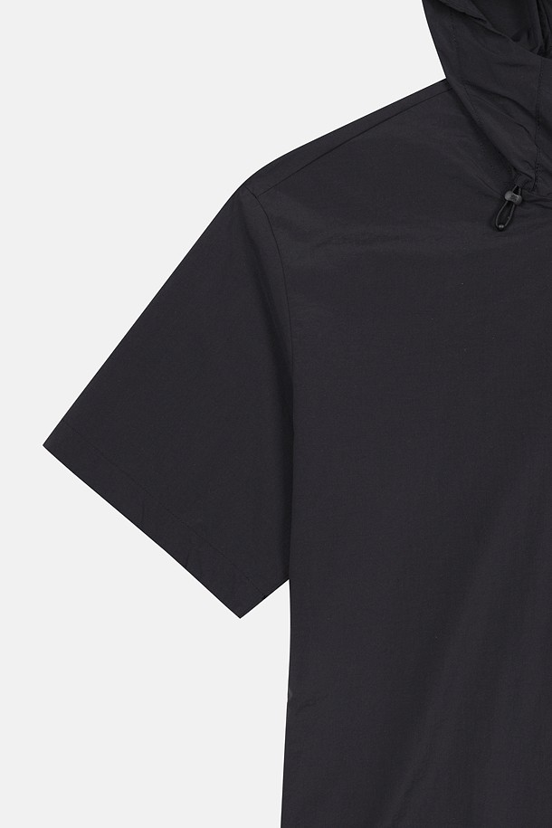 코오롱스포츠-의류 상의-남성 데이팩 루즈핏 후드 반팔 아노락