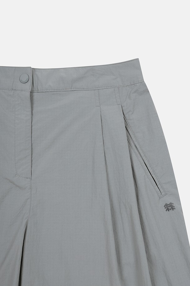 코오롱스포츠-의류 하의-여성 데이팩 버뮤다 투턱 쇼츠