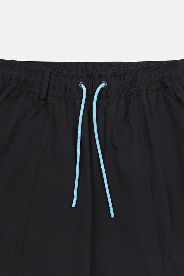 코오롱스포츠-의류 하의-여성 데이팩 와이드핏 쇼츠