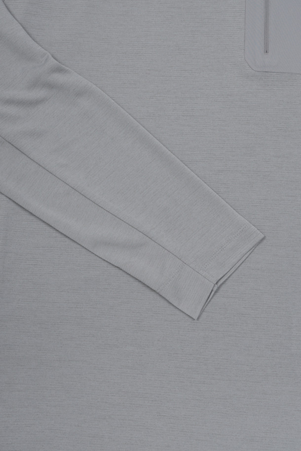 코오롱스포츠-의류 상의-남성 솔라이트 UV 아웃포켓 라운드넥 긴팔 티셔츠